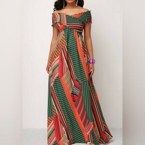 Beautiful off the shoulder (summer/100% polyester) Maxi Dress Size 2X.no brand.